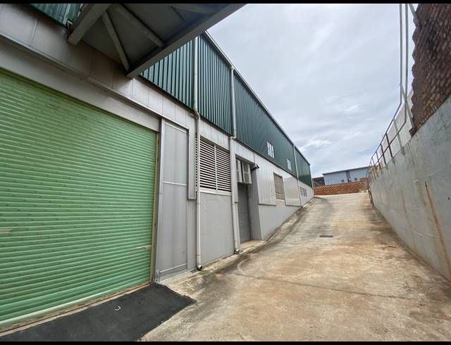 1,000M² WAREHOUSE TO LET IN GLEN ANIL